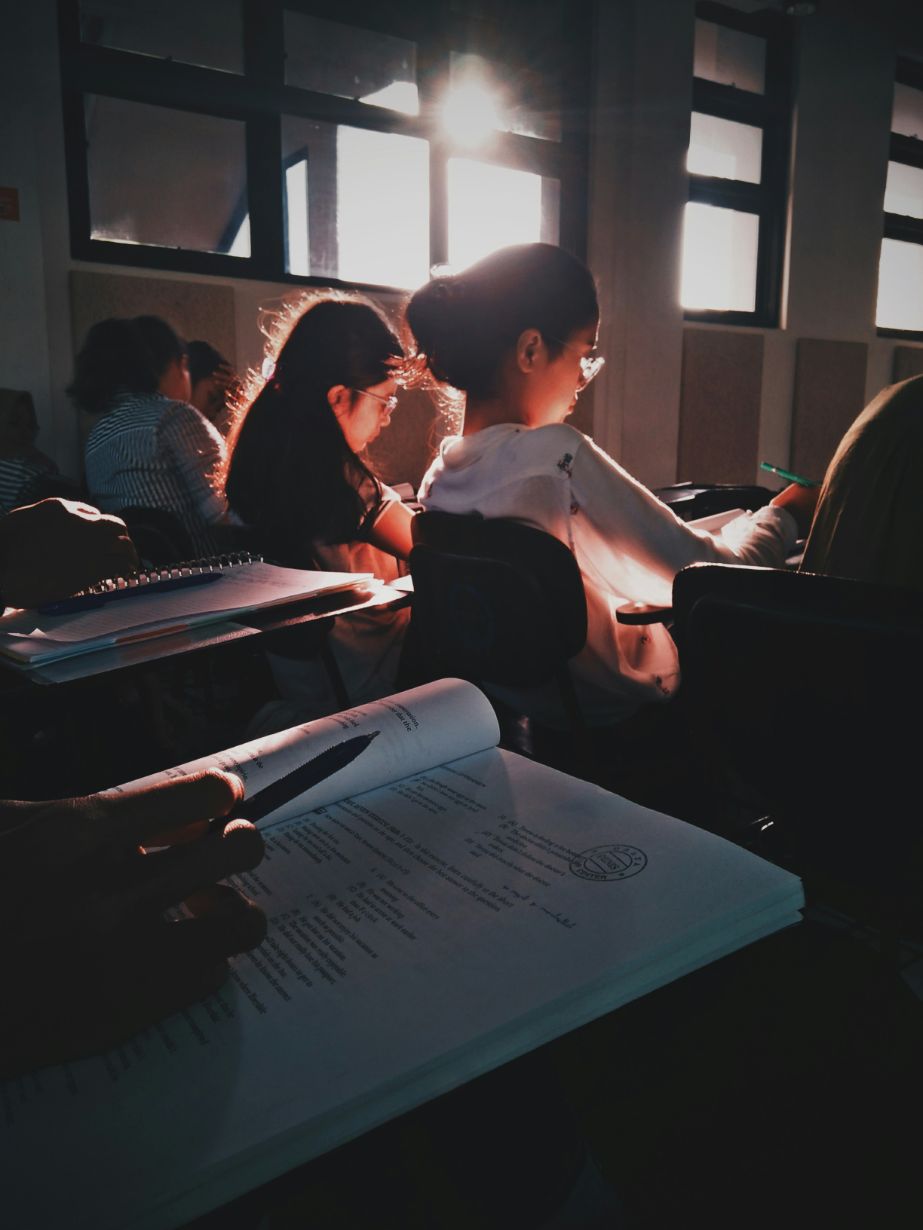 TOEFL for MFA (2026) — Requirements, Waivers & Best Alternatives